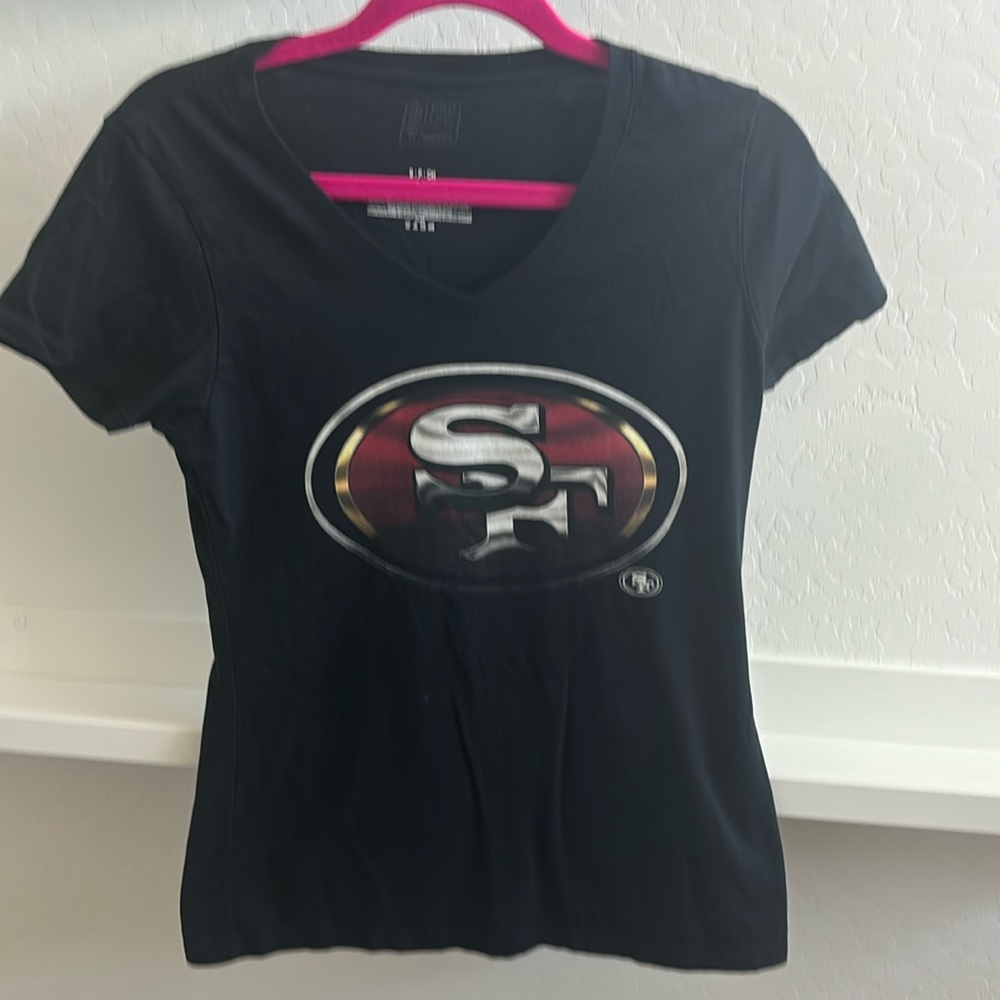 COPY - NFL Fanatics San Francisco 49ers t shirt, size small